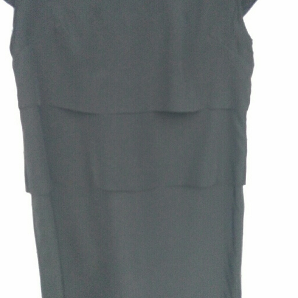 Mo & Co black tiered minidress with side zipper - Picture 4 of 5